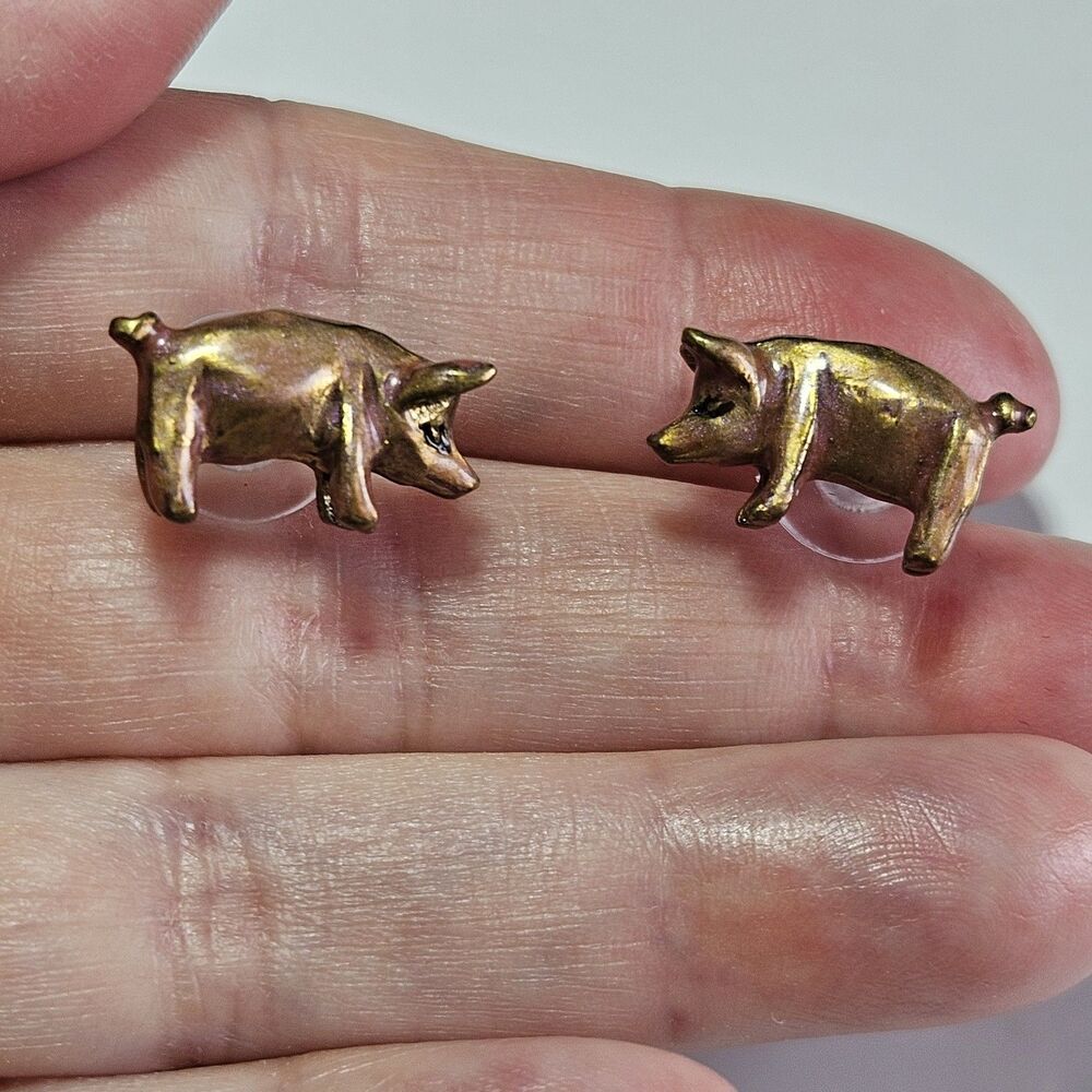 Gold Tone Light Pink Enamel Little Piggy Earrings Pig